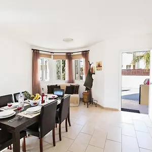 https://villa-nancy.protaras-cy-hotels.com
